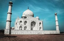 All Inclusive Taj Mahal, Fort & Baby Taj Tour from Delhi by Car