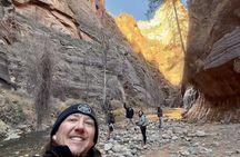 Small Group Zion National Park In-Depth Hiking Tour from LasVegas