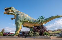Drumheller and Badlands Full-Day Tour with a Small Group