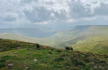 Cardiff: Waterfalls, Mountains & Castles Day Tour
