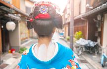1 Hour Geisha Show & Kitano Tenmangu Shrine with Geisha in Kyoto