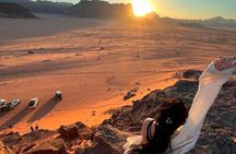 Wadi Rum Full-Day Jeep Tour and Overnight Bedouin Camp Experience