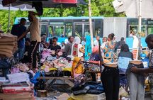 Dar es Salaam Tuk-Tuk Food Tour: Taste the City’s Flavors!