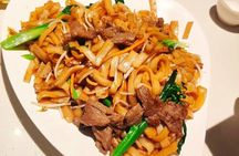 Guangzhou Foodie and Market Tour with Local Guru