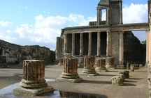 Last-Minute Tour to Pompeii and the Amalfi Coast