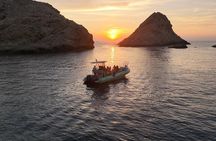 Sunset aperitif on the water