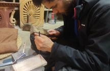 A Wood Carving Experience : Sacred Cuts