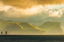 Private Kallur Lighthouse Hike
