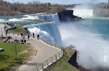 Niagara Bliss Walking Tour with Boat & Cave & Scenic Trolley
