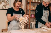 Verona: Italian Cooking Class with Pasta, Risotto and Tiramisù