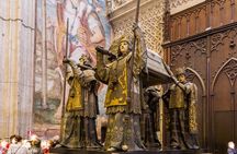 Exclusive Tour with Cathedral - Giralda Tower and Columbus tomb