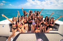 Punta Cana Private Catamaran Spring Break Party, Snorkel & BBQ