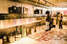 Reykjavík Nightlife Tour with Drinks and Games