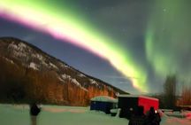 Spectacular Hot Spring Experience with Northern Lights 