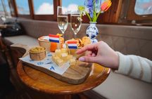 Amsterdam: Romantic Canal Cruise with Unlimited Bubbles & Bites