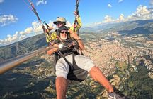 Parapente sobre Medellín desde San Félix 