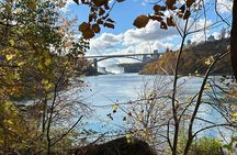Guided Hike Along the Niagara River Gorge to Power Plant Ruins
