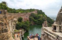 Private Chittorgarh Day Trip from Udaipur with Optional Guide
