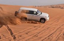 Desert Safari Dubai with Dune Bashing & Buffet Dinner