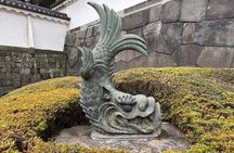 Imperial Palace and East Gardens Private Walking Tour in Tokyo