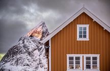 Reine, Hamnøy, Sakrisøy Photo Tour from Svolvær