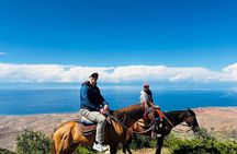 2-Day Issyk Kul Small Group Tour with Yurt Stay and Eagle Show 