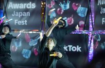 Japanese Wotagei Workshop in Tokyo Learn from a Champion