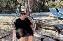 Swimming Pigs & Snorkeling Tour w/ Lunch at Goldie's Conch House 