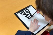 Personal Kanji Calligraphy in Osaka – Write & Take Home Your Art