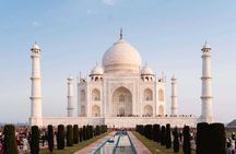 Private Sunrise Taj Mahal & Agra Fort Tour with Car & Breakfast