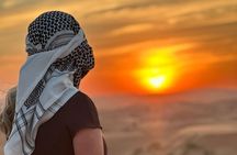 Private Evening Desert Safari Dinner in Bab AL Shams Al Hadheerah
