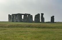 Stonehenge and Bath Private Black Cab Tour with Hotel Pick Up