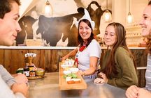 Guided Dutch Cheese Tasting Experience in Amsterdam with Wine