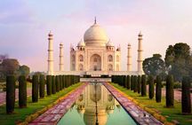 Taj Mahal Day Tour with Private Car and Driver from New Delhi