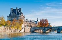 Escorted Paris Day Trip: Eiffel Tower, Notre Dame & Lunch Cruise
