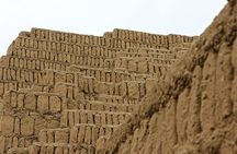 Miraflores and Huaca Pucllana Tour from Lima 