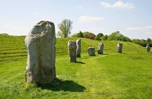 Private Archaeologist Guided Tour Stonehenge, Salisbury & Avebury