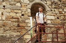 Explore Carcassonne in 60 minutes with a Local