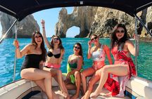 Private Cabo Yacht Tour: Snorkel, Paddleboard & Unlimited Drinks