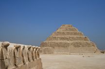 Giza Pyramids and Saqqara Discovery Tour