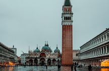 Walking Tour in Venice and Gondola Ride