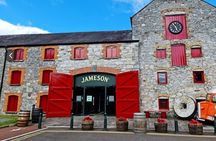 Blarney Castle and Jameson Midleton Distillery Private Day Tour