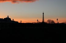 Paris Darkest Tales A Night of Secrets and Legendary Bar Tour
