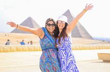 Private Tour of Giza Pyramids with Camel Ride and Pyramid Access