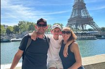 Paris City Tour by E-Scooter with Fun Guide (Small groups)