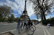 Two Wheels, One Paris: Explore the City of Light