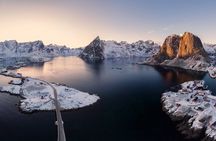 3 Hours Winter Kayak in Reine Fjord 