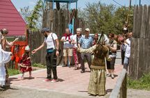 Live show in Huns Gunny Ethno Village with lunch and Troat Farm 