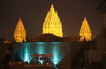 Prambanan Sunset and Ramayana Ballet with Dinner