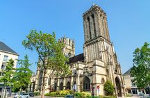 Explore Caen in 60 minutes with a Local